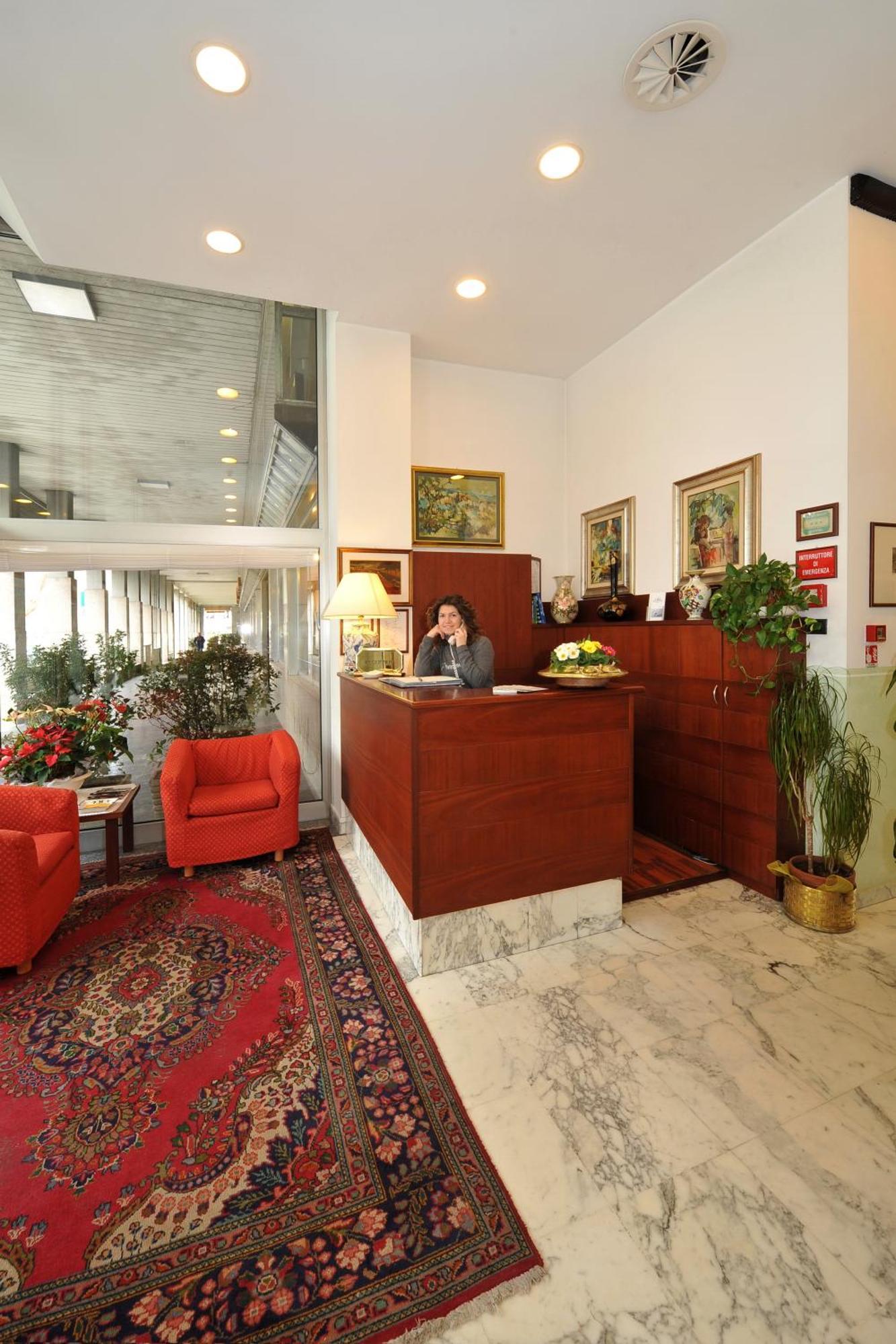 Hotel Alberi Lecco Kültér fotó