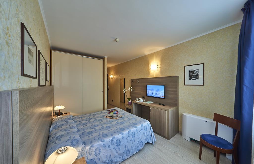 Hotel Alberi Lecco Kültér fotó