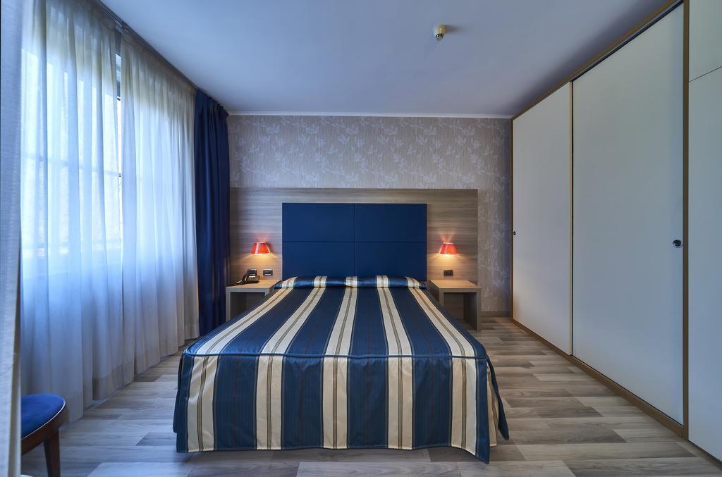Hotel Alberi Lecco Kültér fotó