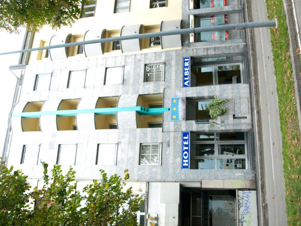 Hotel Alberi Lecco Kültér fotó